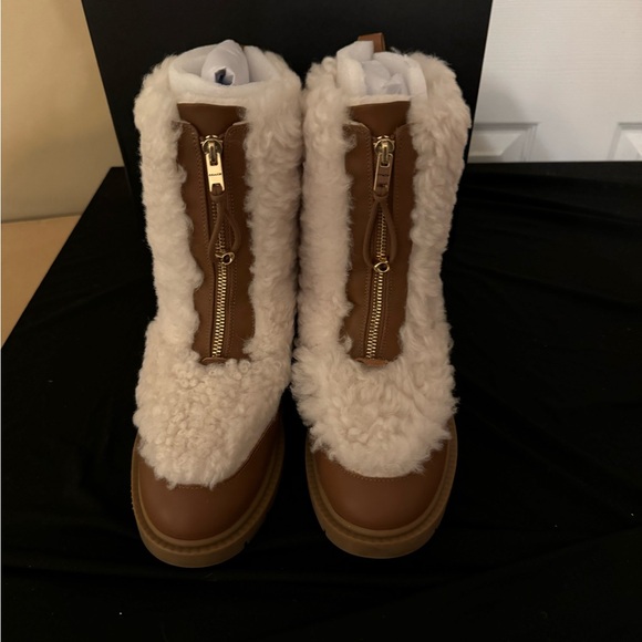 COACH LEONA SHEARLING BOOTS SZ 11 - Picture 2 of 9